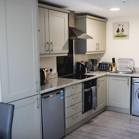 Vanity Ballycastle Diamond 2 Bedroom Apartment ภายนอก รูปภาพ